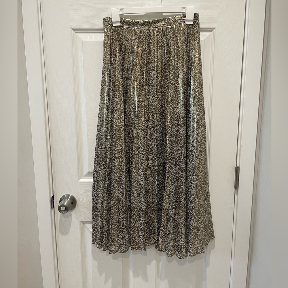 Mango metallic gold skirt with floral print